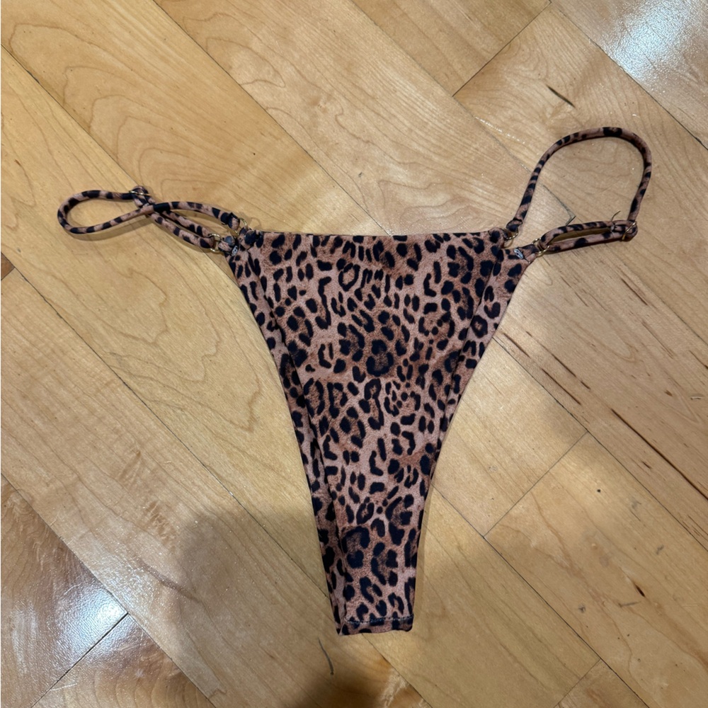 Skatie Harli Bikini Bottom Kualoa small